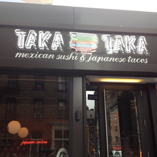 รูปภาพถ่ายที่ Taka Taka โดย Riccardo G. เมื่อ 9/4/2012