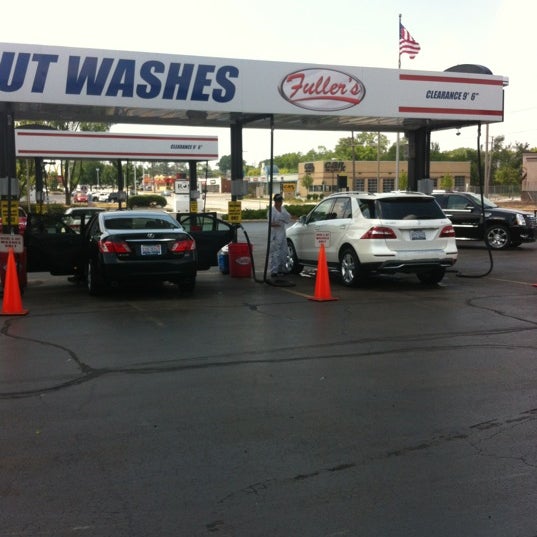 Fuller's Car Wash 249 ziyaretçidan 3 tavsiye