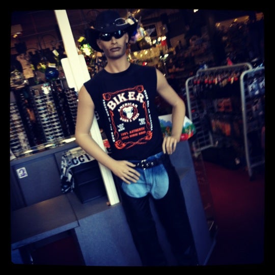 Headlines Boutique Smoke Shop in Nashua