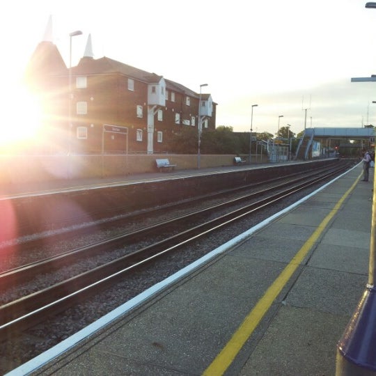 Photos At Rainham Railway Station Rai Train Station In Rainham Photos At Rainham Railway Station Rai Train Station In Rainham