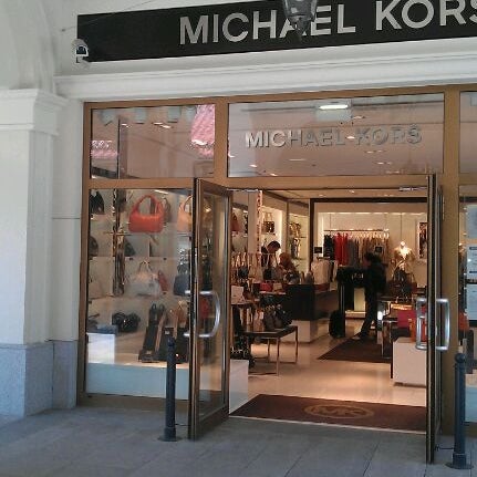 Michael - Boutique in Parndorf