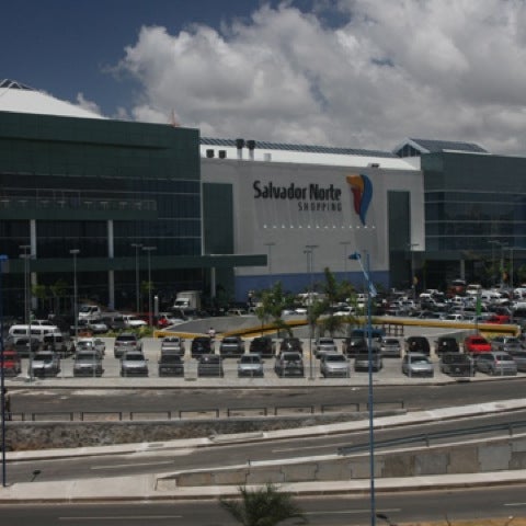 Foto tirada no(a) Salvador Norte Shopping por Leonardo S. em 6/21/2012