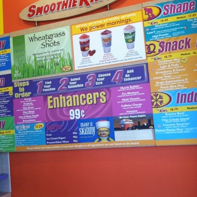 Photo taken at Smoothie King by Danny M. on 8/3/2012