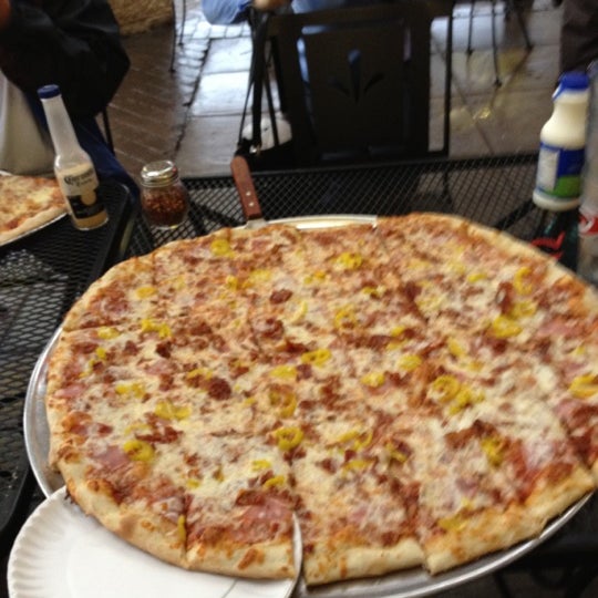 Ruckus Pizza & Bar 2233 Avent Ferry Rd