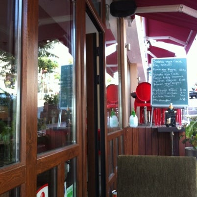 8/10/2012 tarihinde Merih Y.ziyaretçi tarafından Caffe il Gusto Ristorante'de çekilen fotoğraf