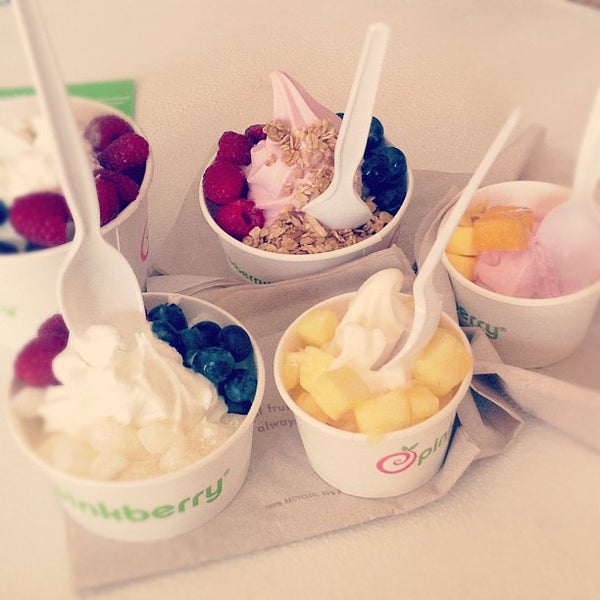 Pinkberry (Now Closed) Frozen Yogurt Shop in Westlake Village