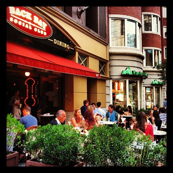 Back Bay Social Club American Restaurant in Prudential St. Botolph