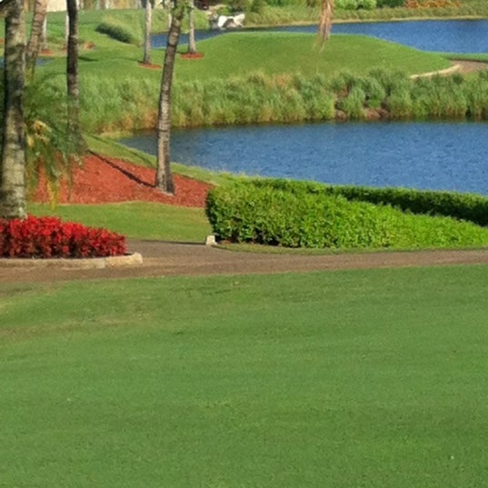 Photo taken at Trump International Golf Club, West Palm Beach by Christopher R. on 4/13/2012
