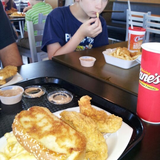 Photo taken at Raising Cane&#39;s Chicken Fingers by Stephanie M. on 8/11/2012