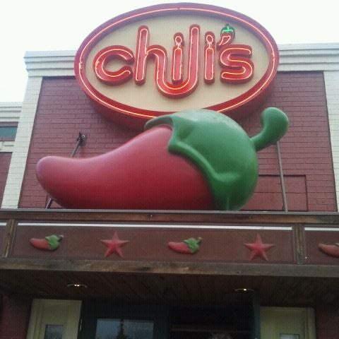 Photo taken at Chili&#39;s Grill &amp; Bar by Shandi K. on 4/6/2012
