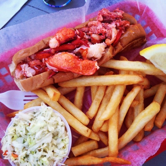 Bill's Seafood Restaurant 548 Boston Post Rd