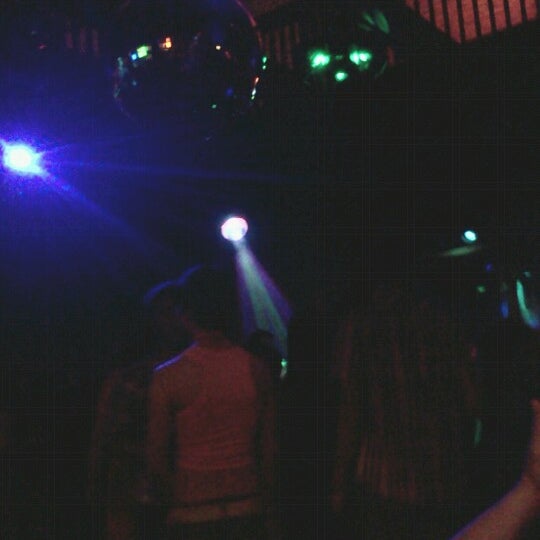 6/15/2012にJeffrey S.がRumors Night Clubで撮った写真