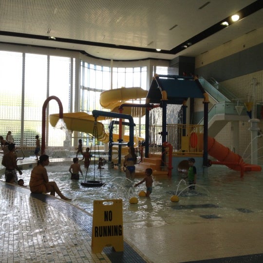 new holland community pool