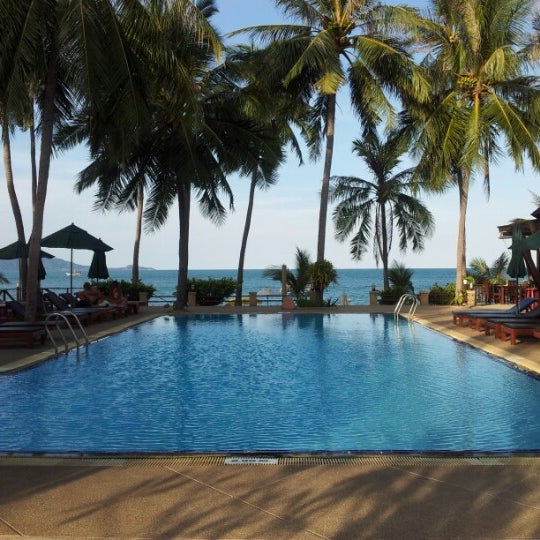 Coco Palm Beach Resort Р¤СѓРєСѓРѕРє