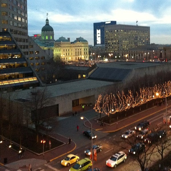 327 N Illinois Parking Garage Downtown Indianapolis 2 tips