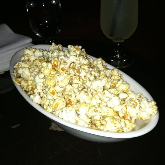 See this? This may look like popcorn, but it's more than that. It tastes like ITALIAN SAUSAGE... Yeah... ITALIAN SAUSAGE. Amazing. Also, the cocktails are surreal.