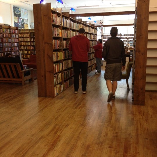 Photo taken at Half Off Books by Anittah P. on 5/24/2012