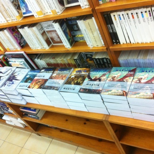 Foto tirada no(a) Librería Gigamesh por Antonio T. em 8/3/2012