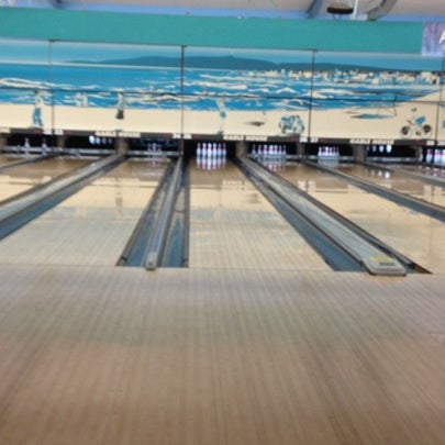 Photo taken at Gable House Bowl by Brandy on 7/31/2012