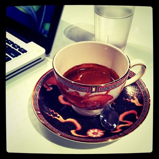 รูปภาพถ่ายที่ WE. Coffee โดย Adrian เมื่อ 3/23/2012
