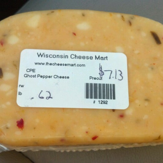 Foto scattata a Wisconsin Cheese Bar da Evan K. il 8/3/2012