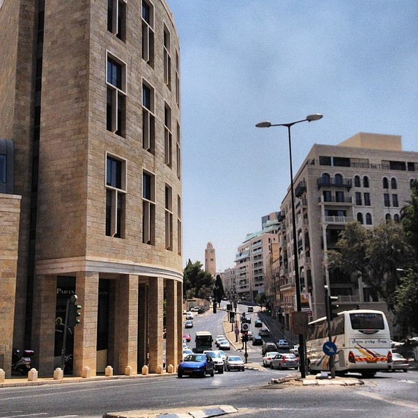 7/27/2012 tarihinde David A.ziyaretçi tarafından Mamilla Hotel מלון ממילא'de çekilen fotoğraf