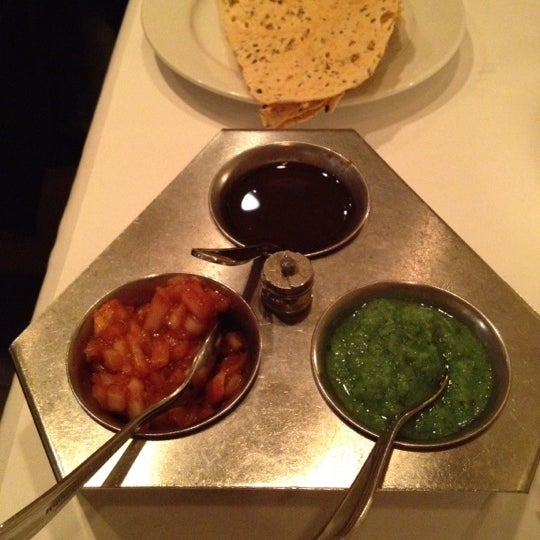 Photo taken at Kashmir Indian Restaurant by Andrew G. on 3/31/2012