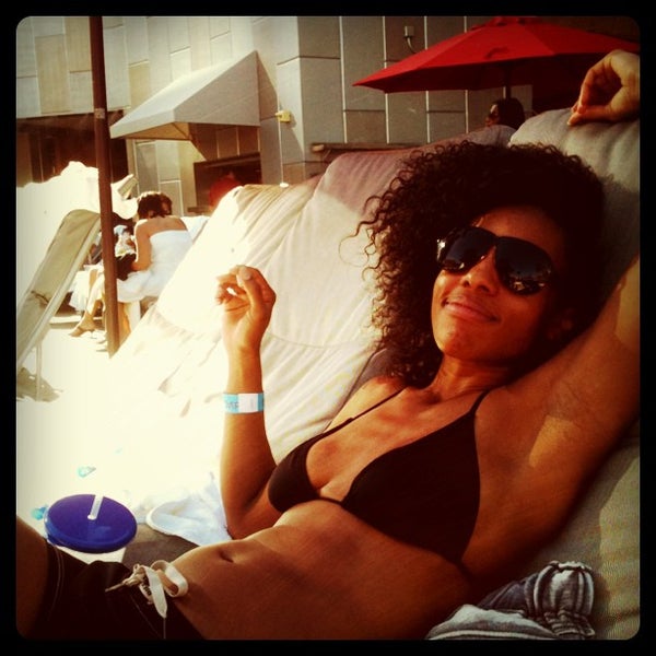 Photo taken at Palms Pool &amp; Dayclub by Nic C. on 6/16/2012