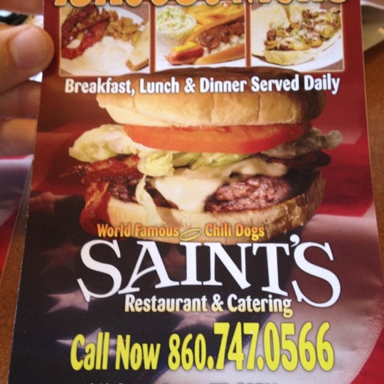 รูปภาพถ่ายที่ Saint&#39;s Restaurant &amp; Catering โดย Tyler S. เมื่อ 5/7/2012