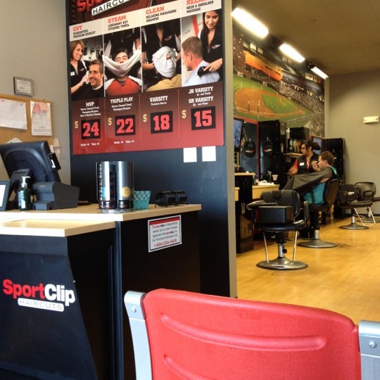 SportClips Haircuts 366 W Army Trail Rd 340