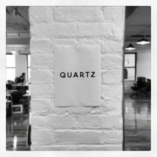 รูปภาพถ่ายที่ Quartz โดย Zach S. เมื่อ 5/8/2012