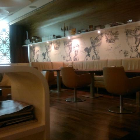 7/17/2012にVitaliia C.がPyjama restaurant &amp; loungeで撮った写真