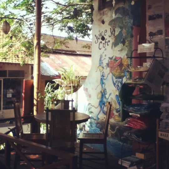 Juice Ja Cafe (Now Closed) Asian Restaurant in Ubud