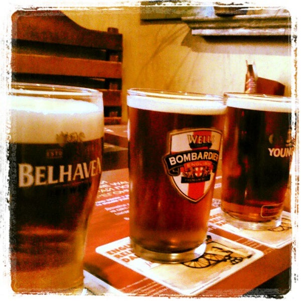 Photo taken at Naturlih Beer Club by Mykhailo D. on 4/19/2012