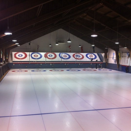 Photo taken at Toronto Cricket Skating and Curling Club by Timothy C. on 3/8/2012