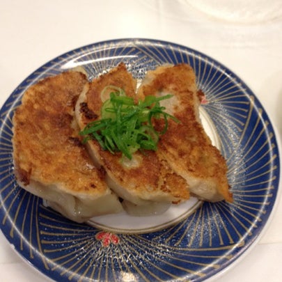 Foto scattata a Hanaichi Sushi Bar + Dining da Riane il 8/5/2012