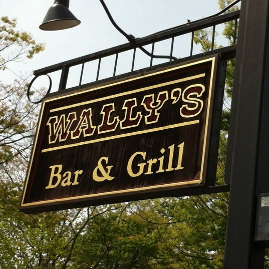 Photo taken at Wally&#39;s Bar &amp; Grill by Steve M. on 4/29/2012