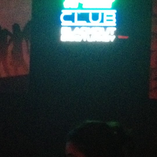 Foto diambil di Club Blackout oleh Elhan A. pada 4/27/2012