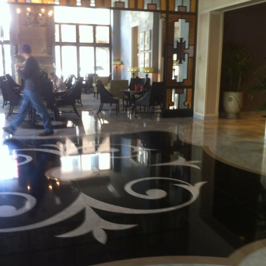 Das Foto wurde bei Loews New Orleans Hotel von Ilara R. am 2/29/2012 aufgenommen