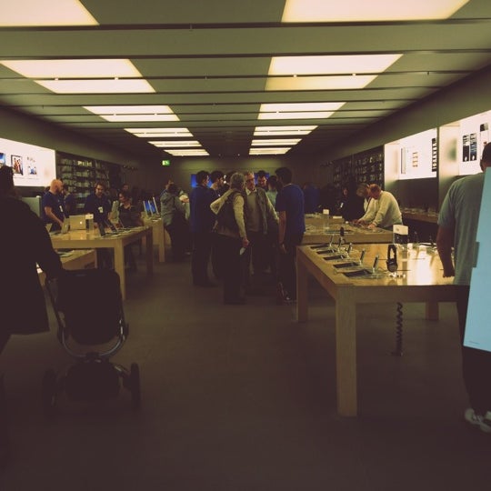 Photos at Apple Lakeside Electronics Store
