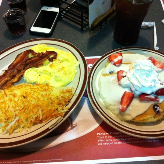 Denny's 2 tips from 275 visitors