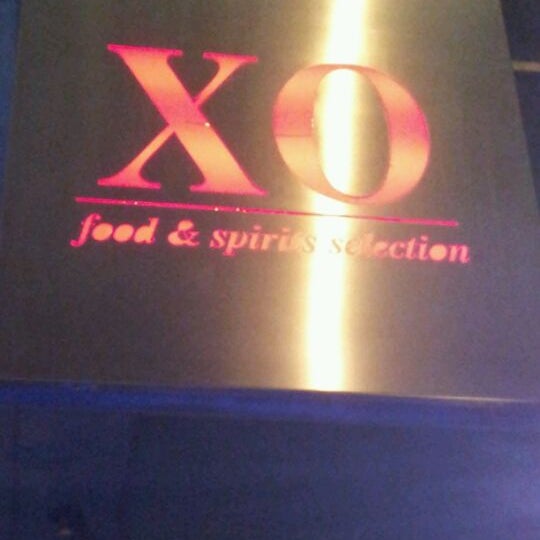 Foto tomada en XO food &amp; spirits Selection  por Andrea P. el 2/3/2012
