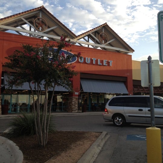 Photo taken at Tanger Outlet San Marcos by Cathy S. on 9/2/2012