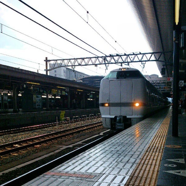 0番線ホーム プラットホーム