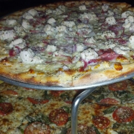 Photo taken at Salvation Pizza - 34th Street by 512 c. on 9/7/2012