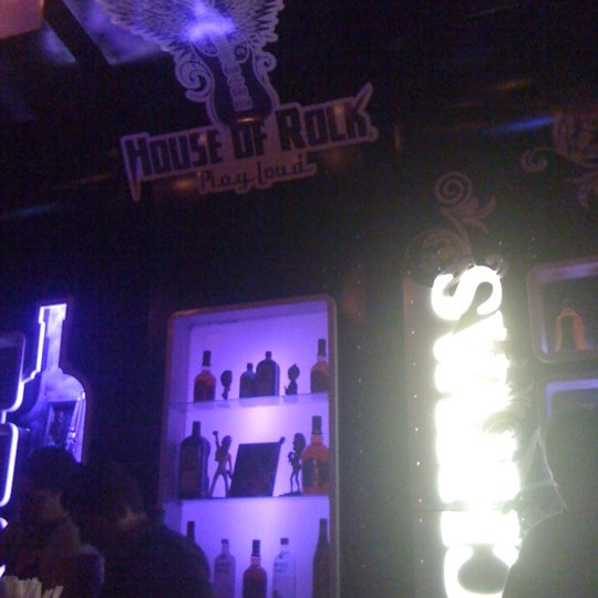 3/11/2012にAdrian R.がHouse of Rockで撮った写真