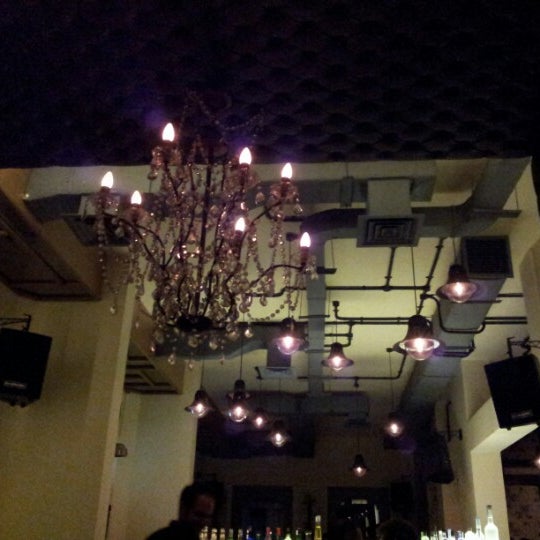 9/13/2012 tarihinde Elie G.ziyaretçi tarafından Clé Cafe-Lounge Bar'de çekilen fotoğraf