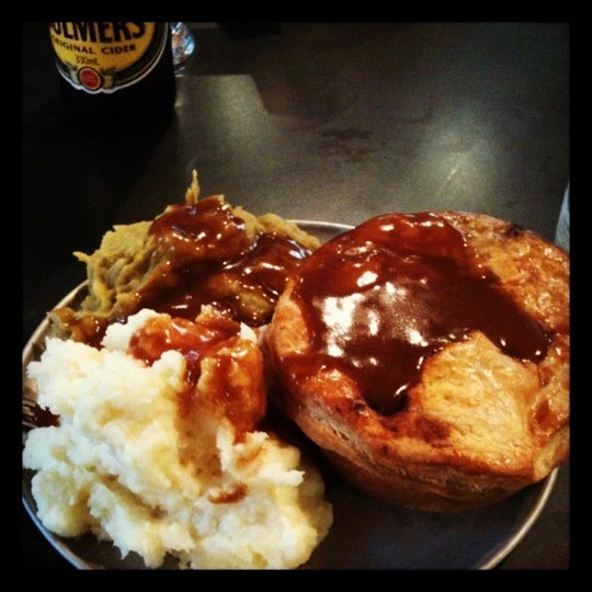 The Pie Tin Pie Shop in Newtown