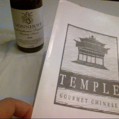 Das Foto wurde bei Temple Gourmet Chinese von Michael am 7/2/2012 aufgenommen