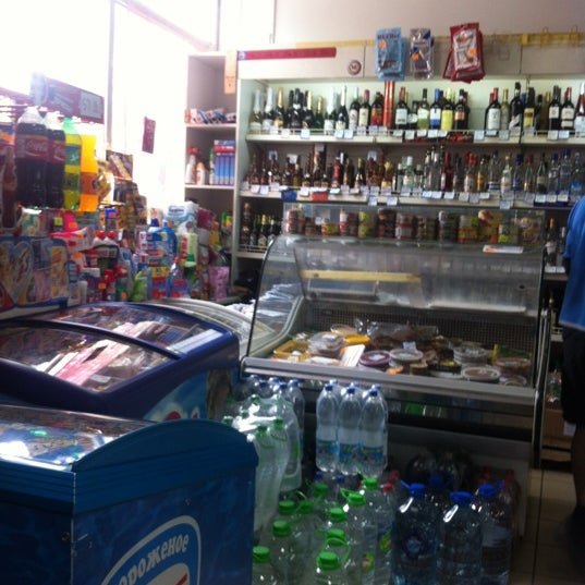 Балашов саратовской области магазин мебели орджоникидзе 72. Чп магазины. Улица ленина 43а октябрьск. Салбирис октябрьсксамарская область ленина 43а. Орджоникидзе 24 саратов.